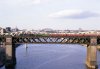 2400s 5305-2005 King Edward Bridge, newcastle 26-07-86.jpg