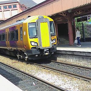 Birmingham Moor Street Station - YouTube