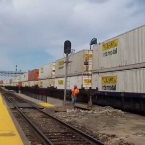 Chicago Joliet Union Station Freight - YouTube