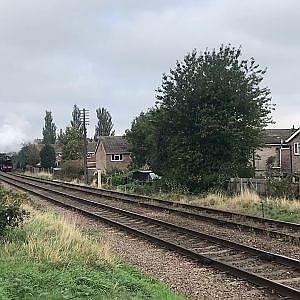 LNER B1 1251 Oliver Bury (1264) heads out of Loughborough at the autumn steam gala 4/10/18 - YouTube