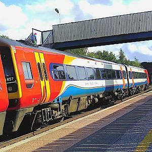 Alfreton Station at a quiet time - YouTube