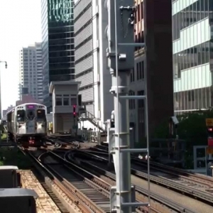 Chicago 'L' Tower 18 from Clark/Lake CTA The Loop - YouTube