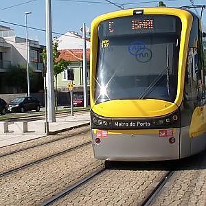 Metro do Porto - Senhora de Hora -  Oporto Metro - YouTube