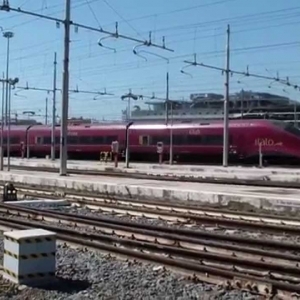 Italo   Nuovo Trasporto Viaggiatori  Roma - Napoli - YouTube