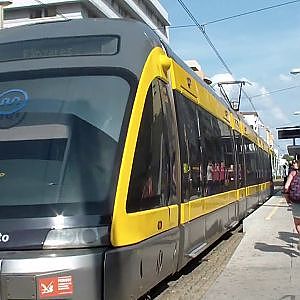 Metro do Porto - Matosinhos Sul - Oporto Metro - YouTube