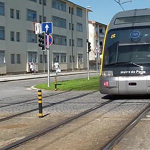 Metro do Porto - Contumil - Oporto Metro - YouTube