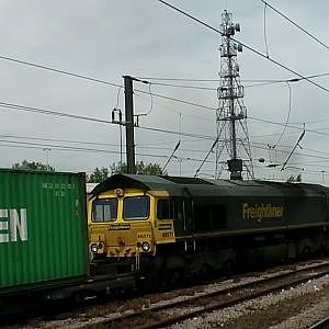 Doncaster Station - YouTube