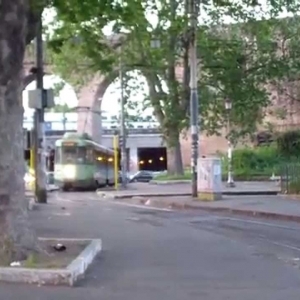 Rome Trams - Twilight at Porta Maggiore - Tranvia de Roma - YouTube